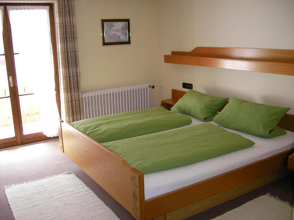 Hotel Gasthaus Zum Hirschen Simonswald Quarto foto