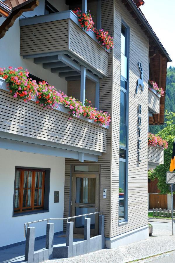 Hotel Gasthaus Zum Hirschen Simonswald Exterior foto